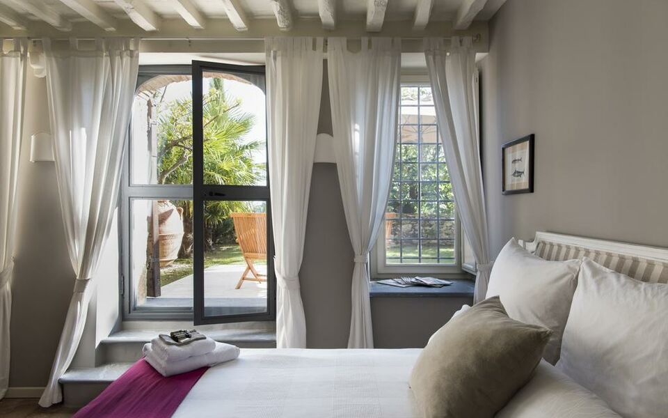 Villa Montebello B&B, A Design Boutique Hotel Camaiore, Italy