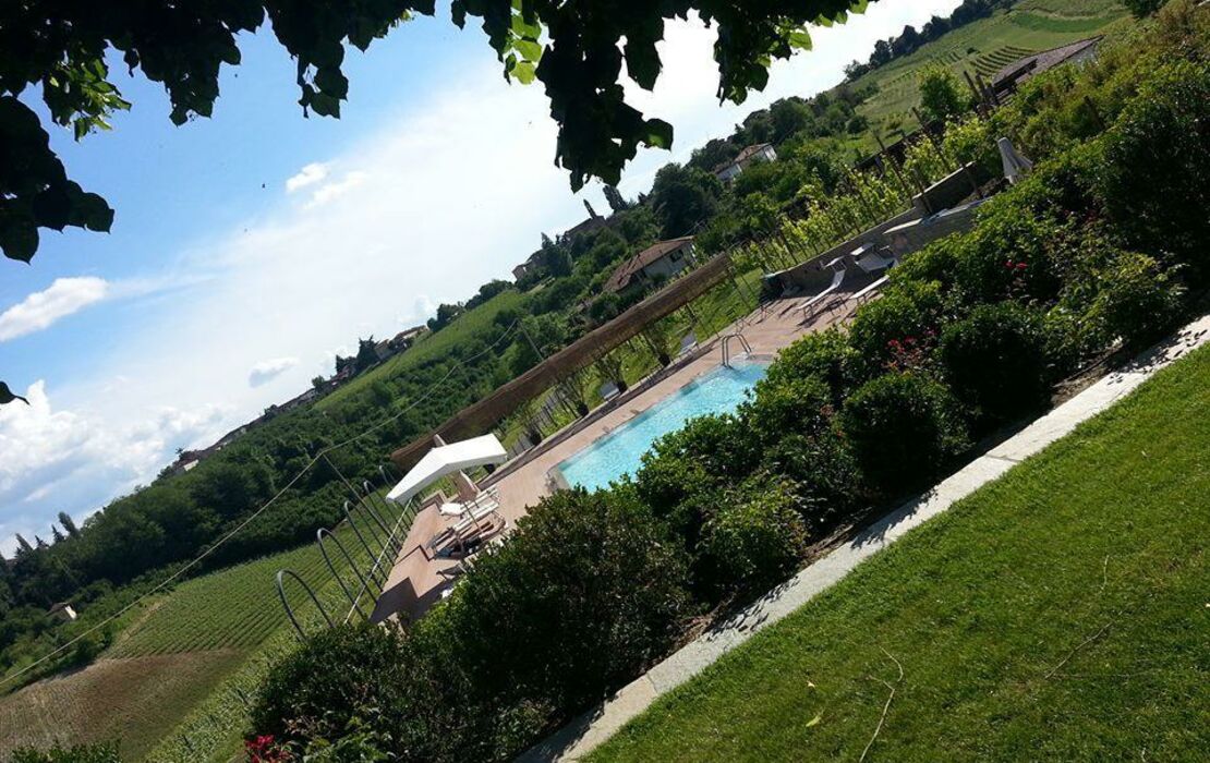 Villa Pattono Relais Spa Costigliole Dasti Italien