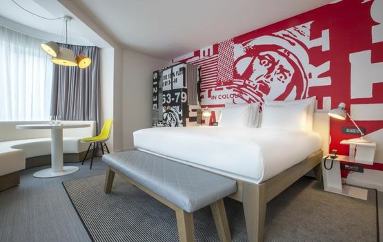 Radisson RED Brussels