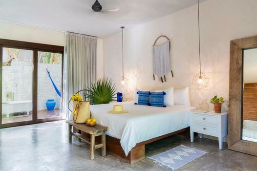 Lula Seaside Boutique Hotel