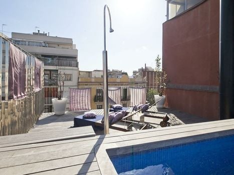 My Space Barcelona Pool City Center