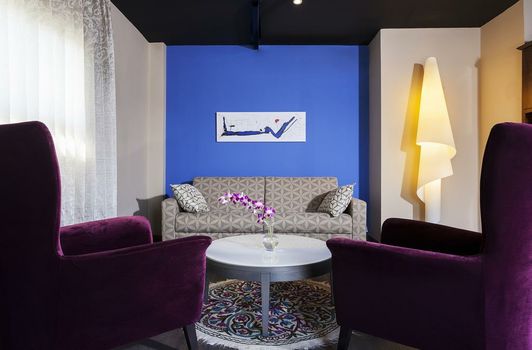 Port and Blue TLV Boutique Suites