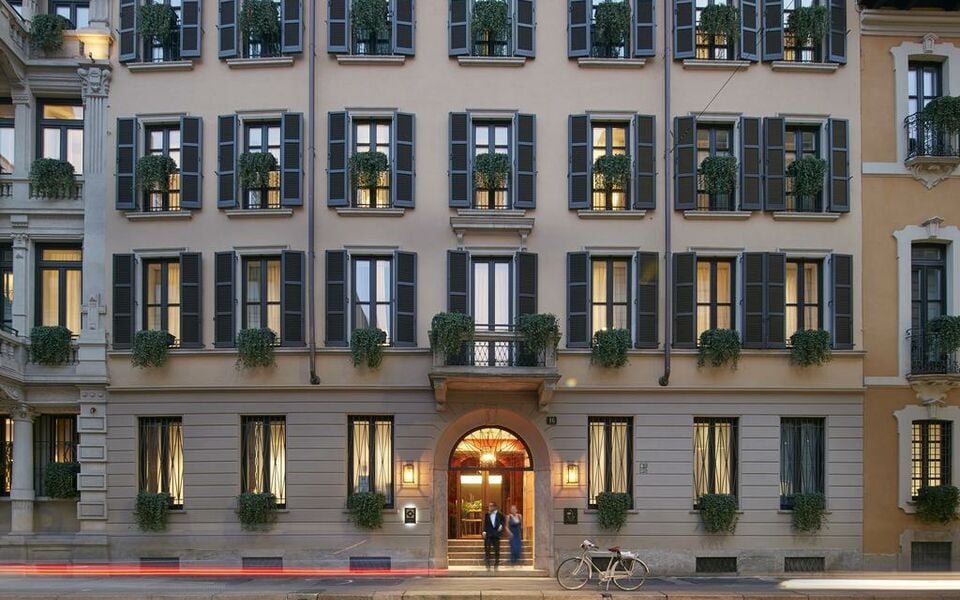 Mandarin Oriental Milan  Design Boutique Hotel Milan  Italy