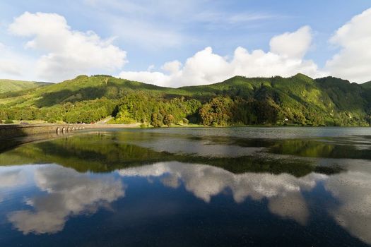 Sete Cidades Lake Lodge