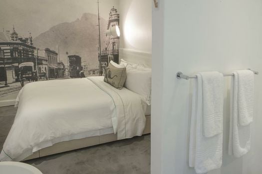 Cape Finest Guest House and Serviced Apartments