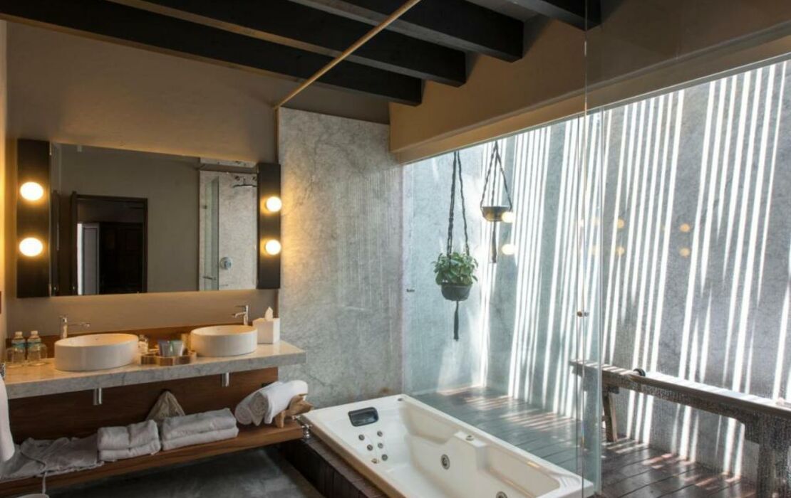 Dos Casas Hotel & Spa a Member of Design Hotels