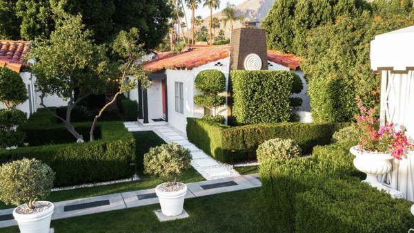 Avalon Hotel and Bungalows Palm Springs