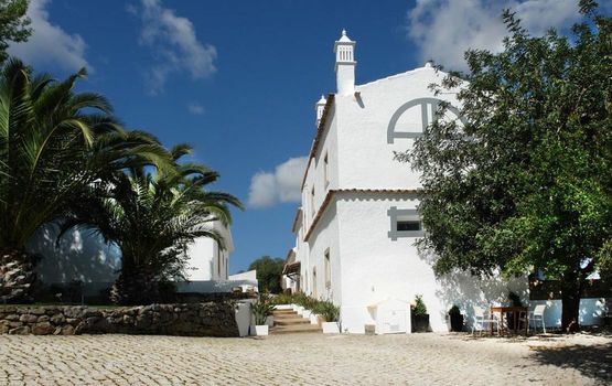 Farmhouse Of The Palms