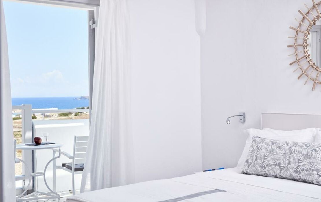 Mr. and Mrs. White Paros - Small Luxury Hotels of the World, a Design ...