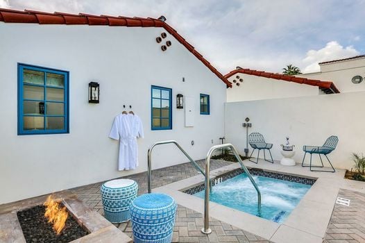 La Serena Villas - Adults Only 21 & Up