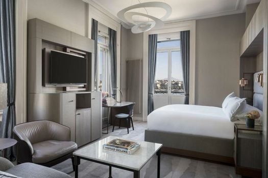 The Ritz-Carlton Hotel de la Paix, Geneva