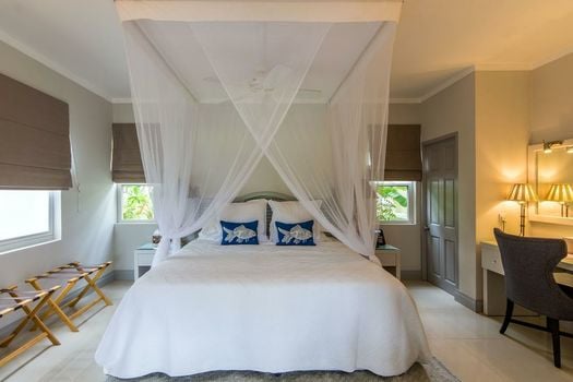 Calabash Luxury Boutique Hotel