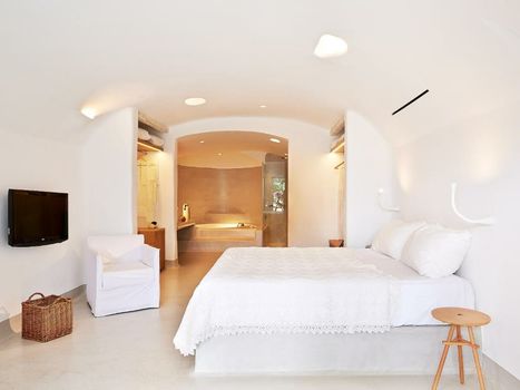 Mykonos Blu, Grecotel Boutique Resort