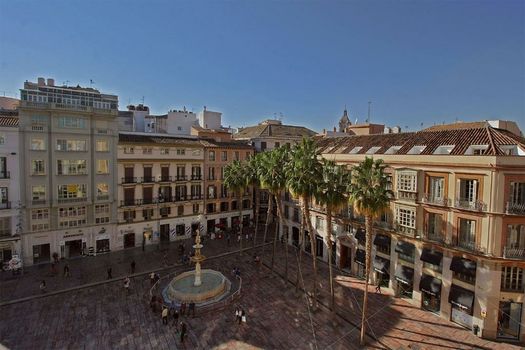 Apartamentos Plaza Constitución - Larios