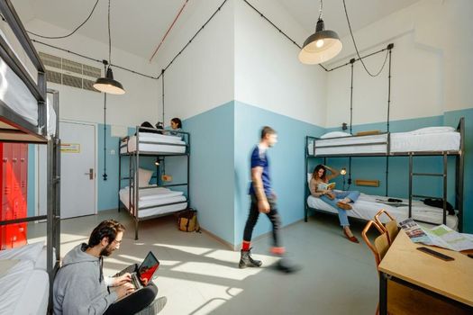 Fabrika Hostel & Suites