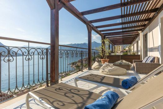 HUMA Kotor Bay Hotel and Villas