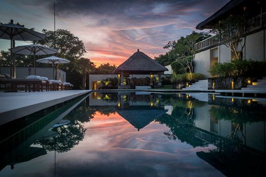 REVĪVŌ Wellness Resort Nusa Dua Bali