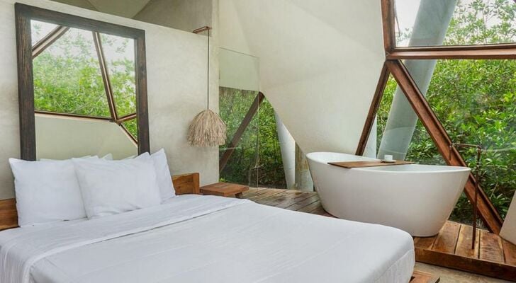 Mamasan Treehouses & Cabins