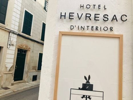 Hotel Hevresac Singular & Small