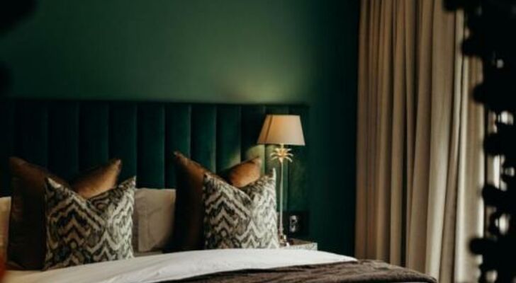 Franschhoek Boutique Hotel - Lion Roars Hotels & Lodges