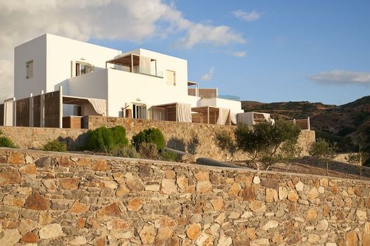 Volcano Luxury Suites Milos