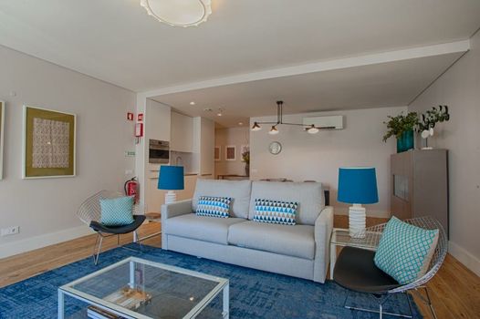 Chiado Square Apartments | Lisbon Best Apartments