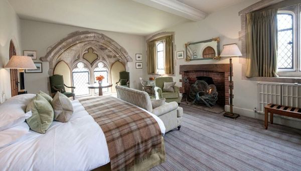 Amberley Castle- A Relais & Chateaux Hotel