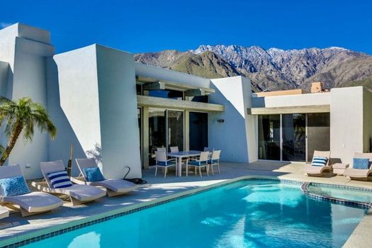 Plush Pad Palm Springs