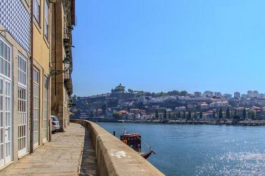 Oporto Home - River Front