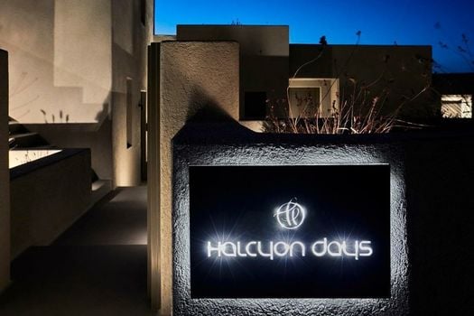 Halcyon Days Suites