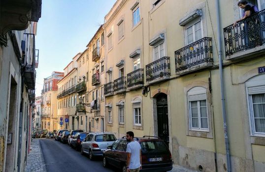 Bairro Alto Bronze of Art Apartments