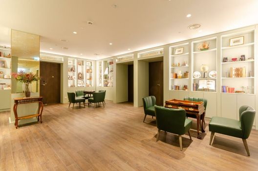 The Emerald House Lisbon - Curio Collection By Hilton