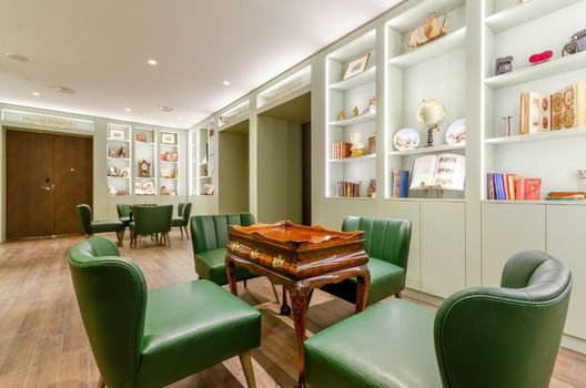 The Emerald House Lisbon - Curio Collection By Hilton