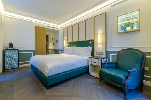 The Emerald House Lisbon - Curio Collection By Hilton