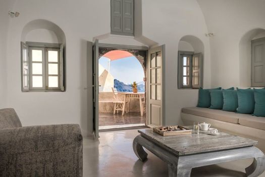 Andronis Luxury Suites