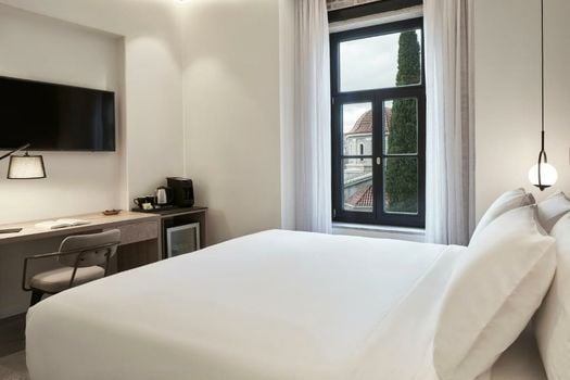 NLH MONASTIRAKI - Neighborhood Lifestyle Hotels