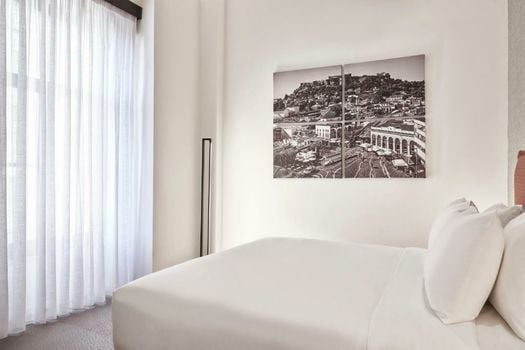 NLH MONASTIRAKI - Neighborhood Lifestyle Hotels