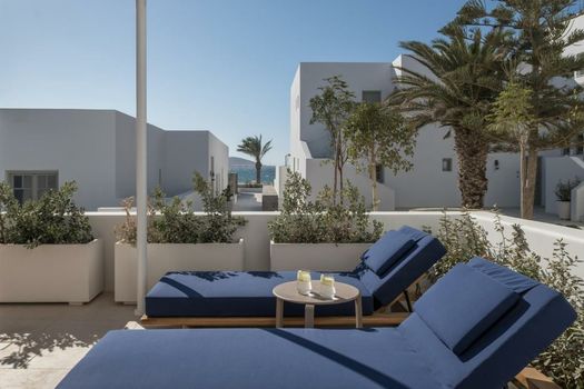 Cosme, a Luxury Collection Resort, Paros