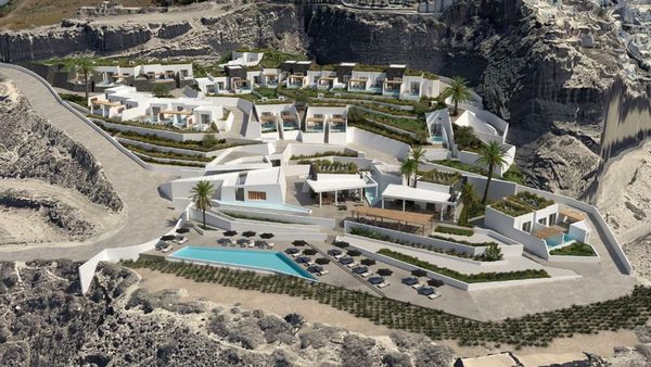 Santo Mine Oia Suites