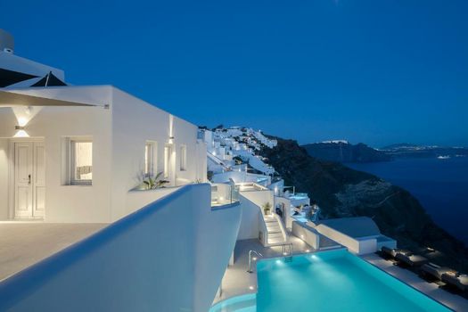 Hom Santorini