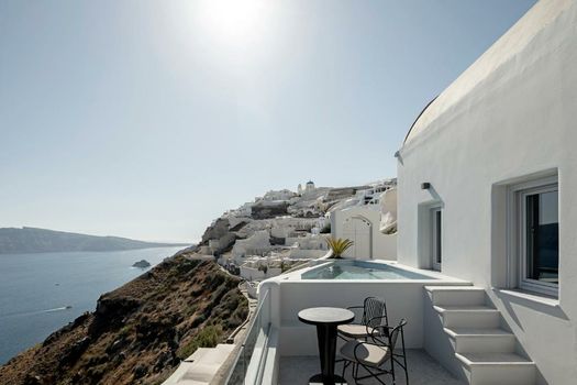 Hom Santorini