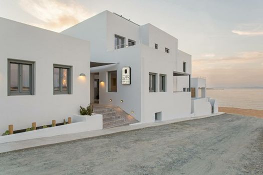 Paros Cape Suites