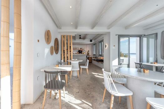 Paros Cape Suites