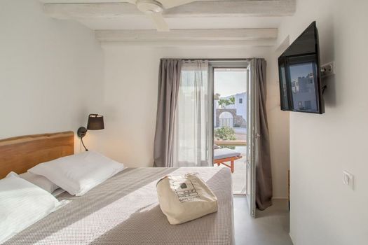 Paros Cape Suites