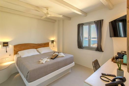 Paros Cape Suites