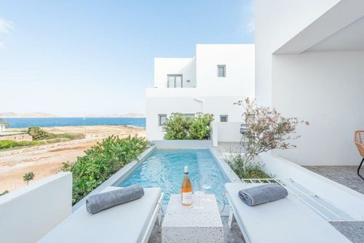 Paros Cape Suites