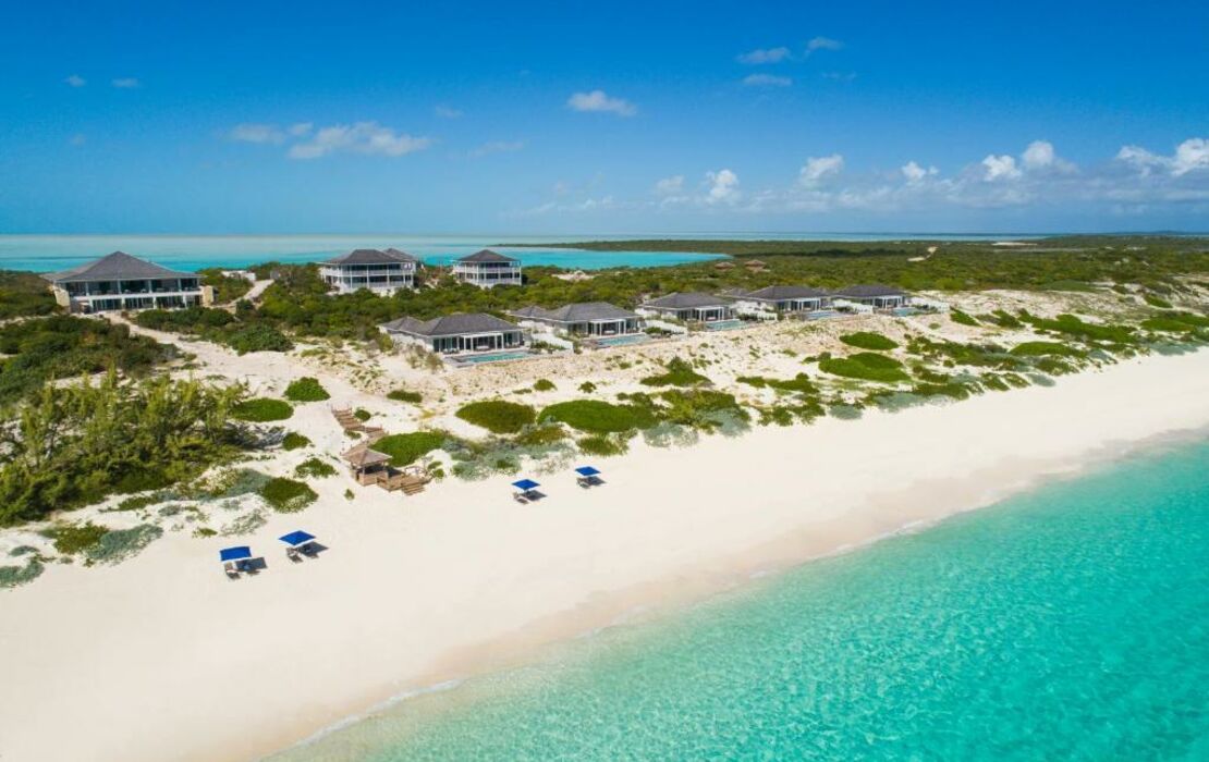 Sailrock South Caicos - Island Hop Flight Included