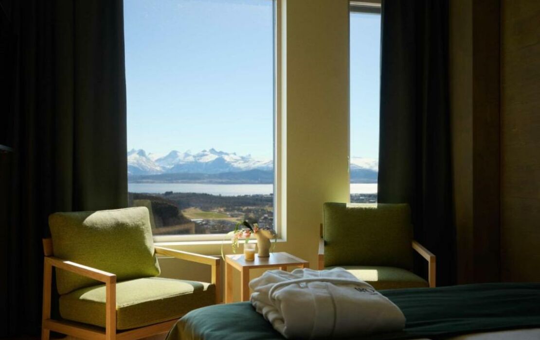 Wood Hotel Bodø