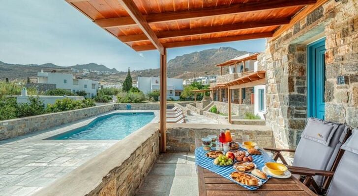 Galazio Suites, Serifos