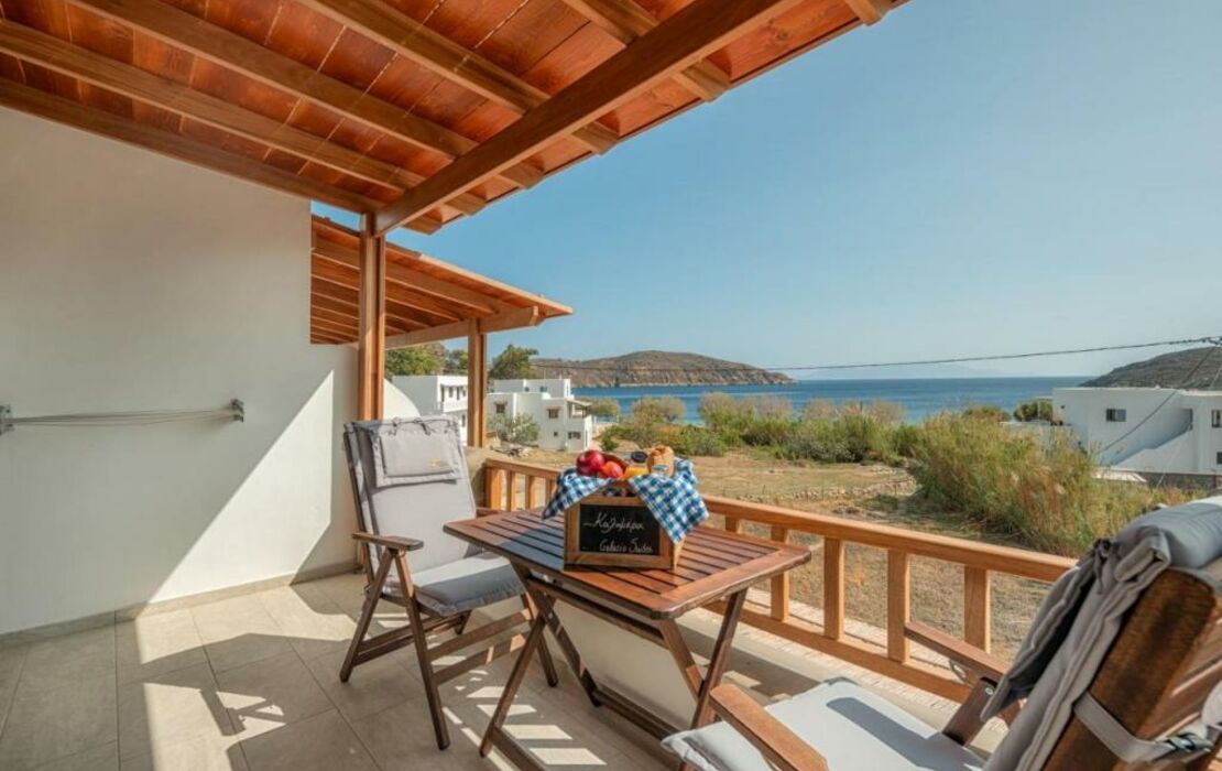 Galazio Suites, Serifos